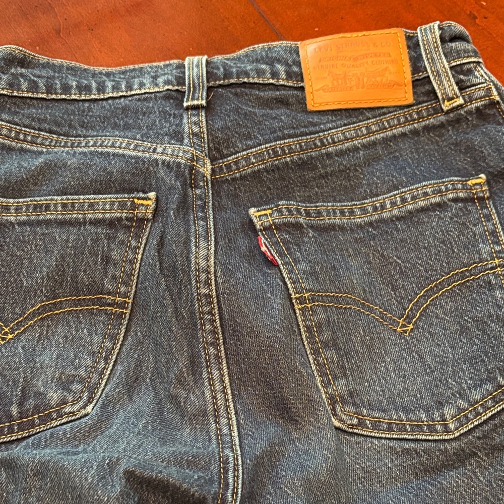 Levi's Dark Blue Relaxed Jeans - Picture 3 of 3